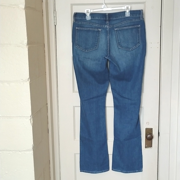 3/$30💜 GUC Old Navy 'The Flirt' Size 12 Tall Medium Wash Jeans - Picture 5 of 9